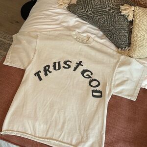 Kayne West Trust God short sleeve shirt - size Small